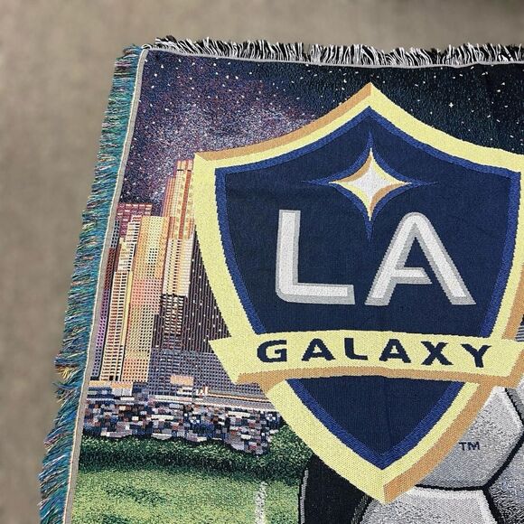 LA Galaxy Soccer Tapestry Throw Blanket Multicolored - Picture 2 of 7